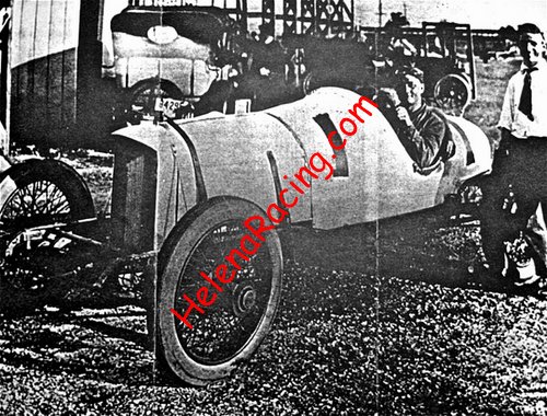 Indy 1916-Mechanic of Wilbur d'ALENE (NS).jpg